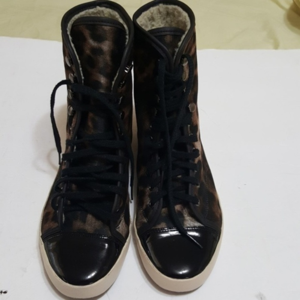 🎀SAM EDELMAN🎀 high top shoes size 7.5